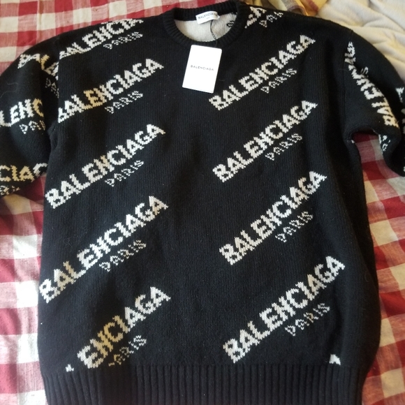 Balenciaga  Iconic Logo Sweater - Picture 2 of 13
